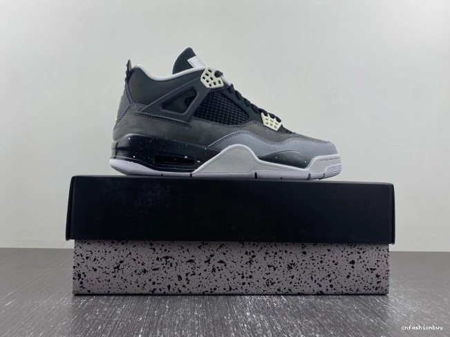 4 626969-030 Fear Jordan (2013) Pack Retro 0918